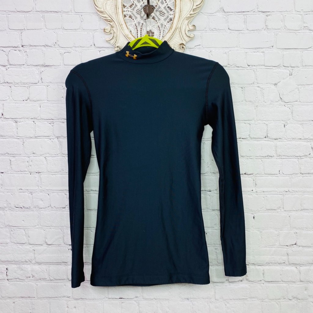 Under Armour: Compression Base Layer